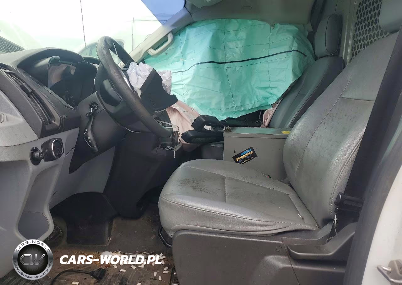 2018 Ford Transit T-250 VIN:1FTYR1YM0JKB54817 - 7