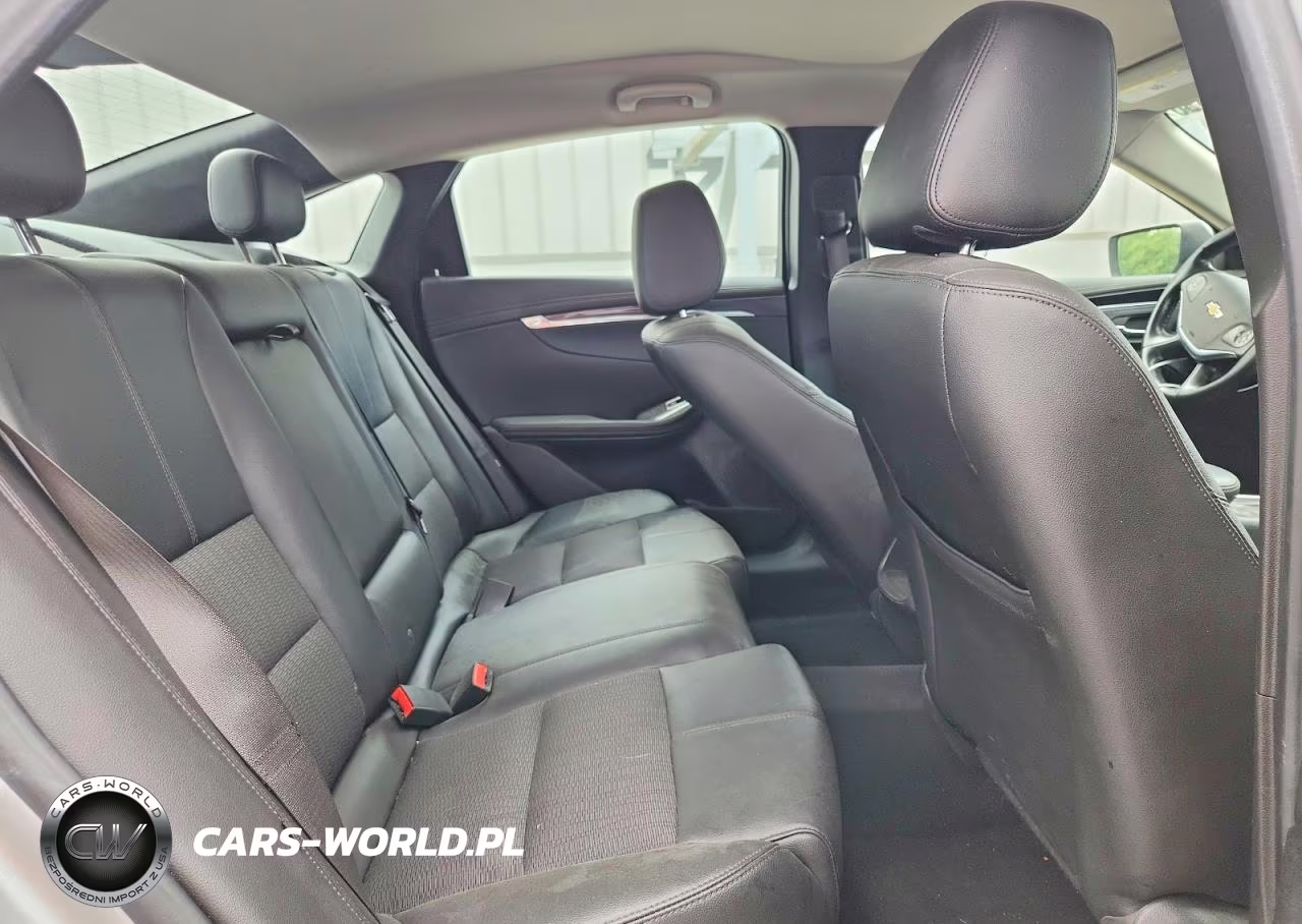2018 Chevrolet Impala Lt VIN:2G1105S3XJ9100731 - 10