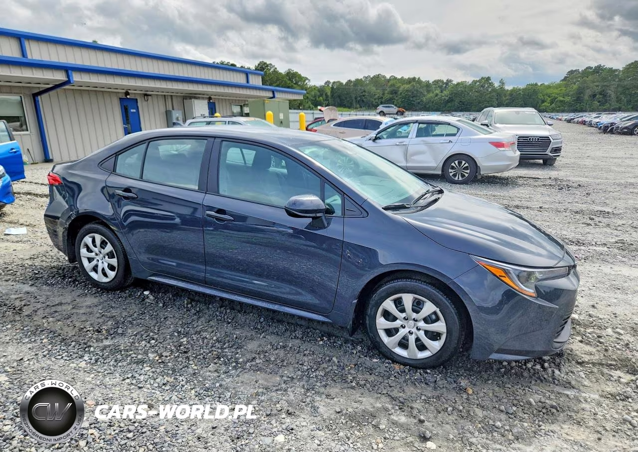 2026 Toyota Corolla Le VIN:5YFB4MDE0TP432138 - 4
