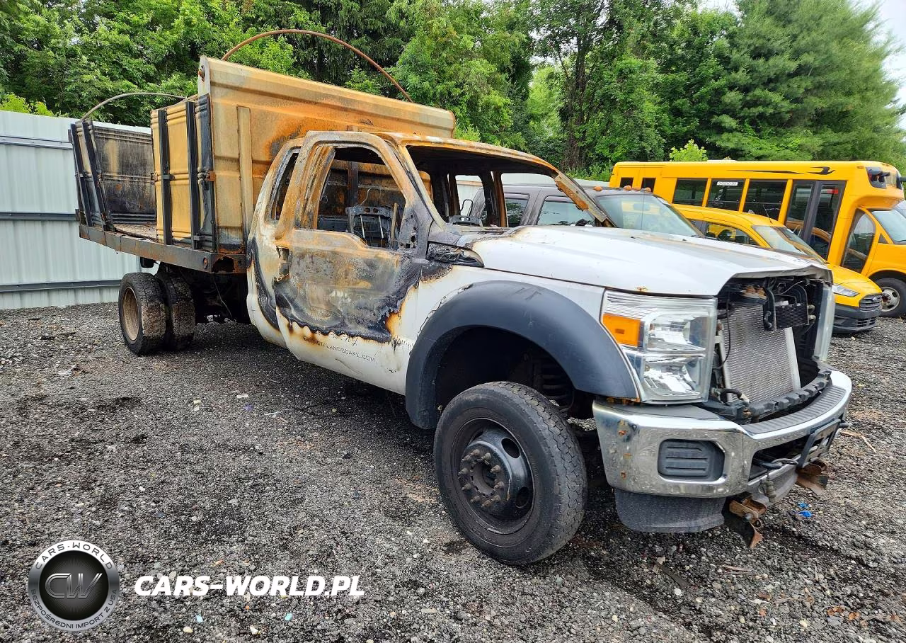 2015 Ford F550 Super Duty VIN:1FD0X5HY3FEA29115 - 4