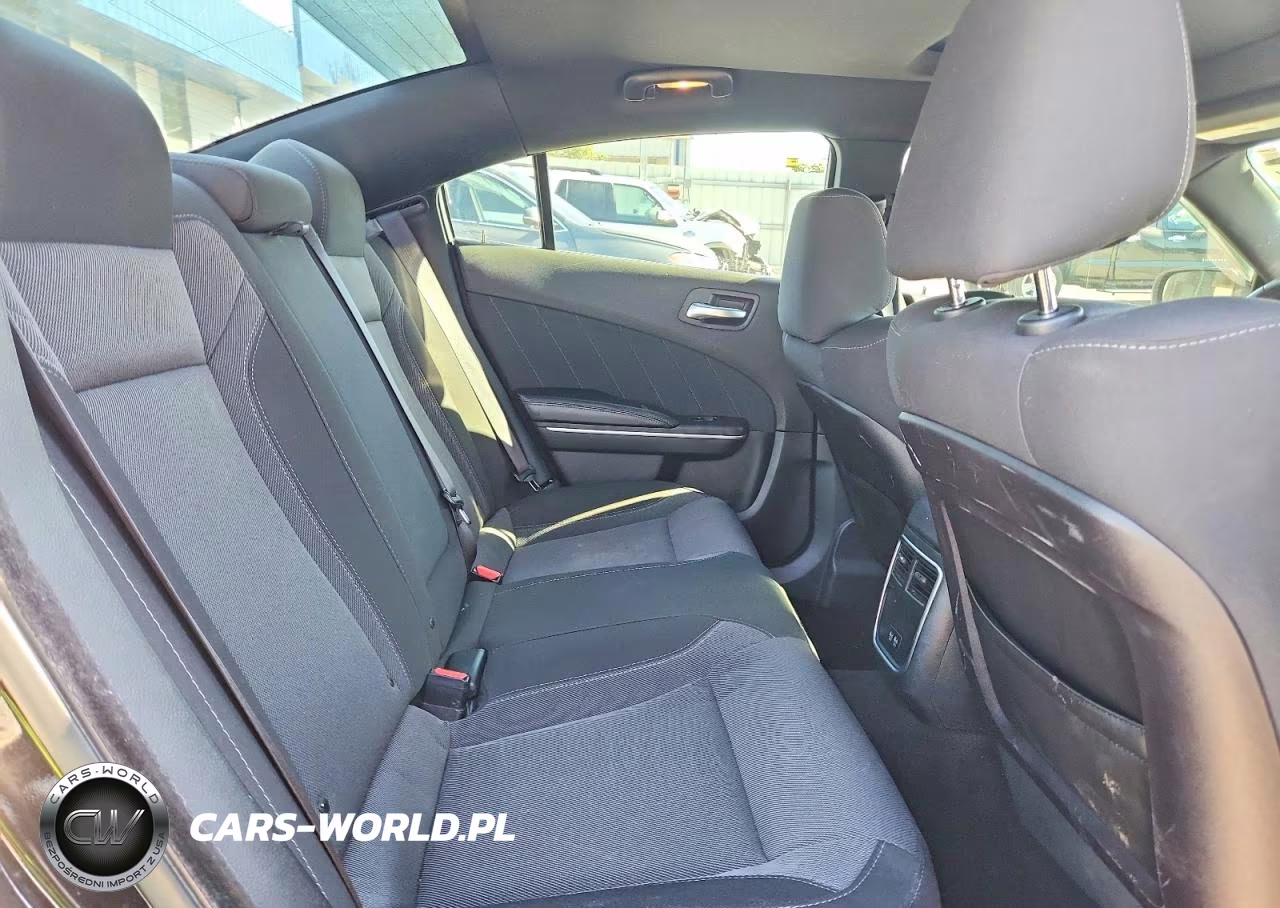 2019 Dodge Charger Sxt VIN:2C3CDXBG7KH704722 - 10