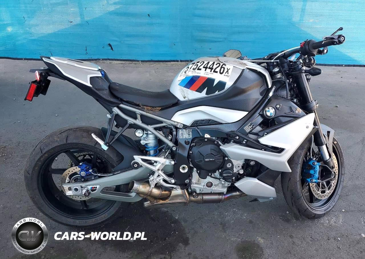 2026 BMW M 1000 R – zdjęcie 1 z 9