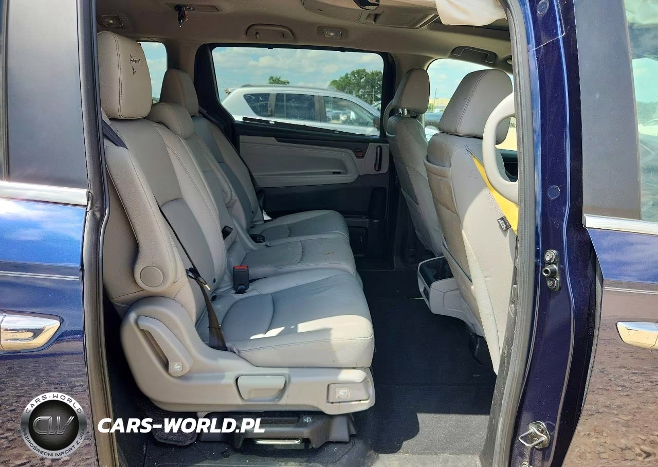2023 Honda Odyssey Touring VIN:5FNRL6H89PB025177 - 11