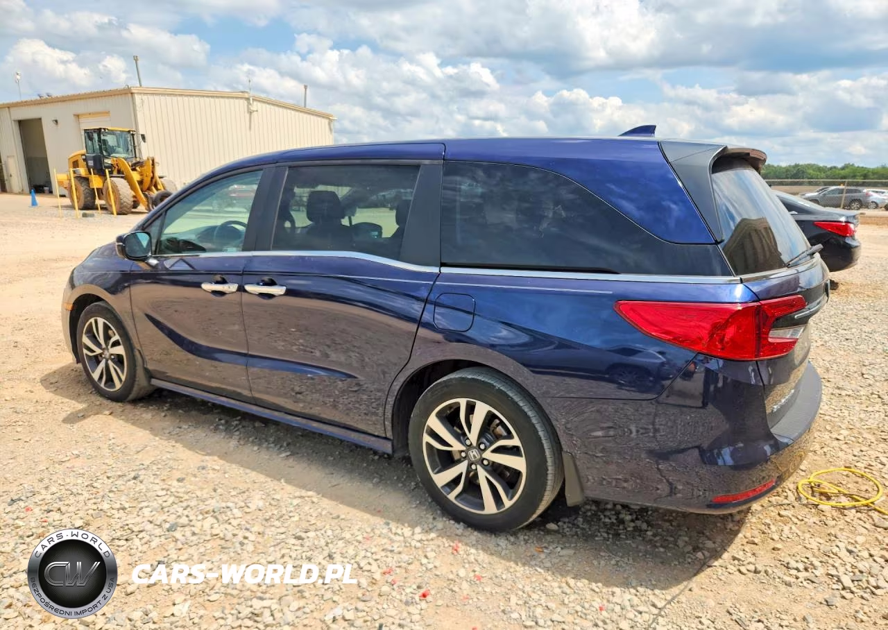 2023 Honda Odyssey Touring VIN:5FNRL6H89PB025177 - 2