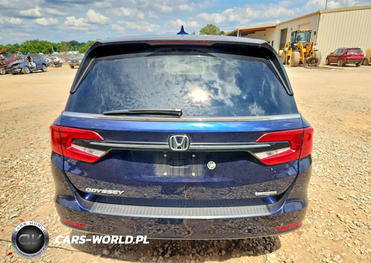 2023 Honda Odyssey Touring VIN:5FNRL6H89PB025177 - 6