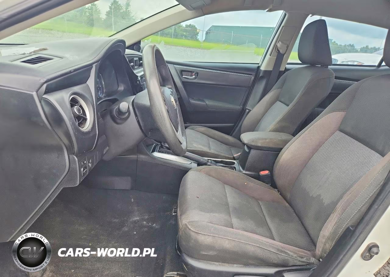 2018 Toyota Corolla Le VIN:5YFBURHE4JP814869 - 7