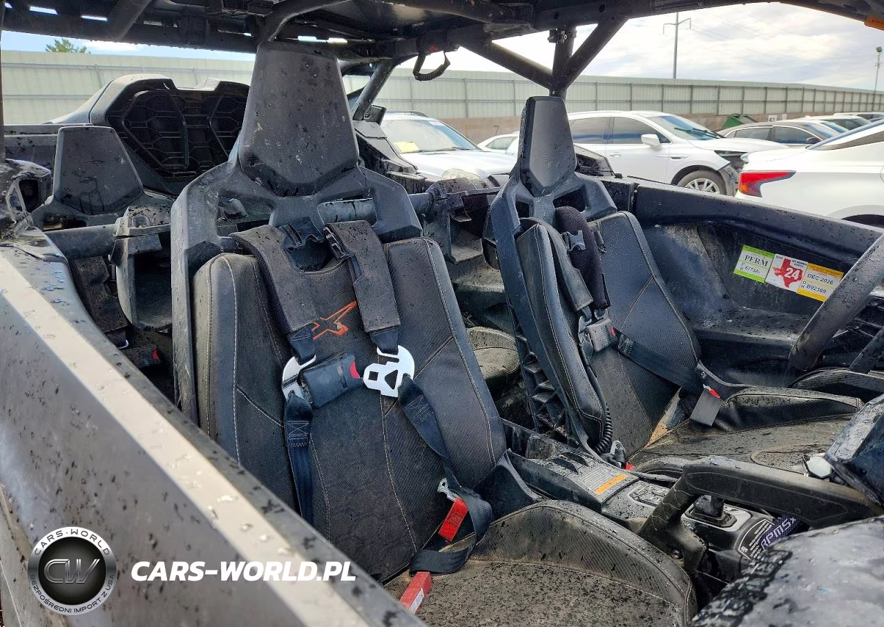 2025 Can-Am Maverick R Utility Vehicle VIN:3JB8NAU40SE002450 - 5