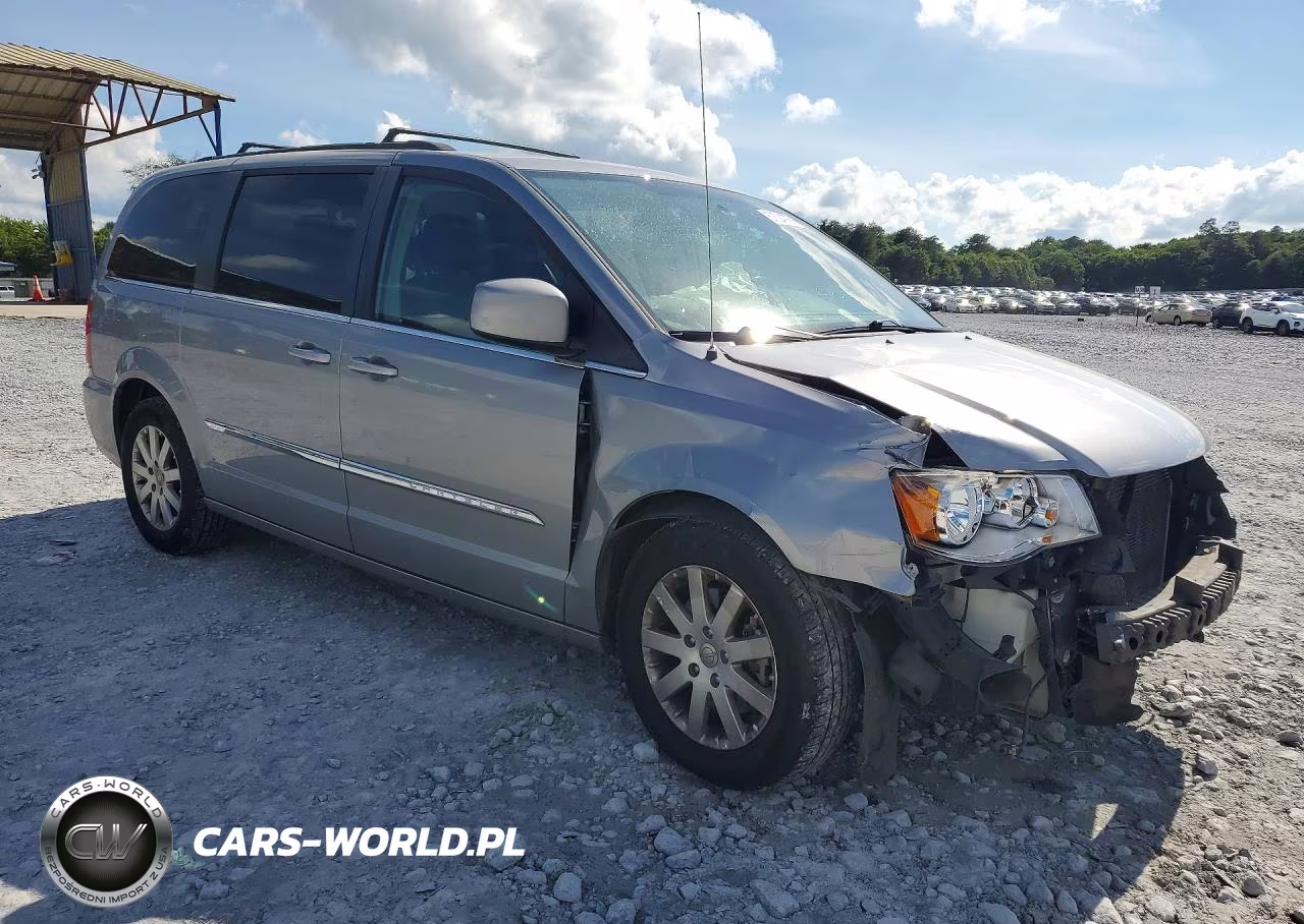 2016 Chrysler Town & Country Touring VIN:2C4RC1BG4GR300039 - 4