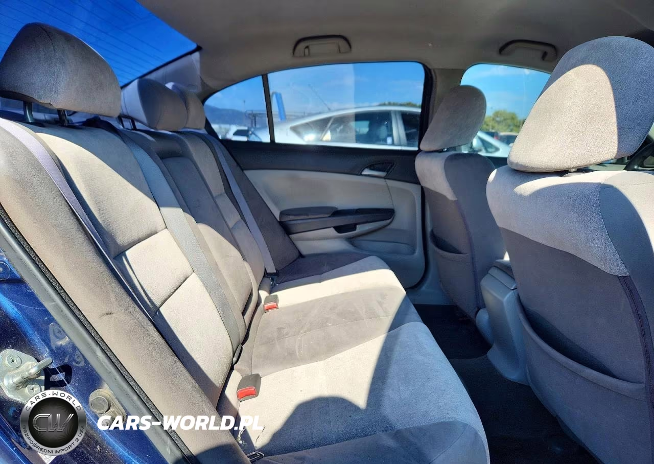 2010 Honda Accord Lx VIN:1HGCP2F33AA106512 - 10