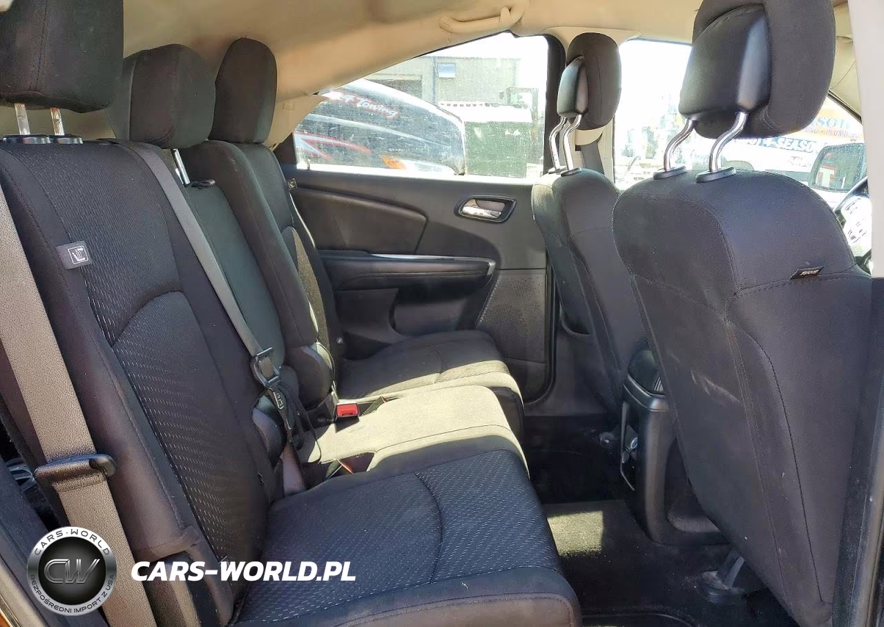 2018 Dodge Journey Se VIN:3C4PDCAB6JT383547 - 10