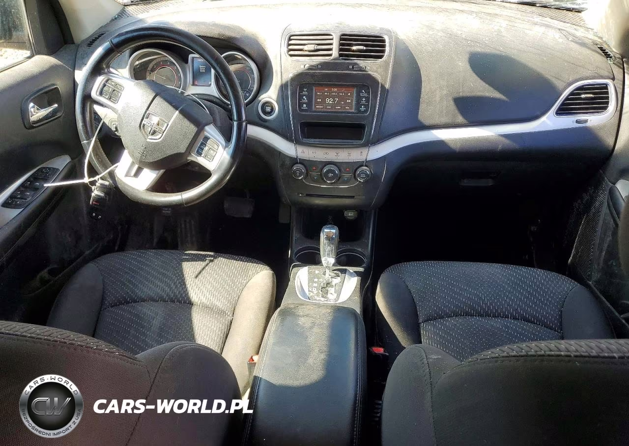 2018 Dodge Journey Se VIN:3C4PDCAB6JT383547 - 8