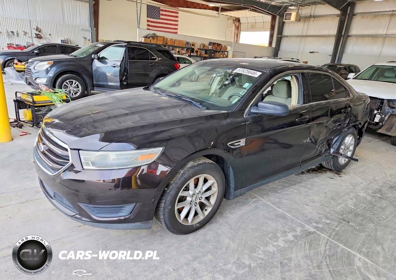2013 Ford Taurus Se