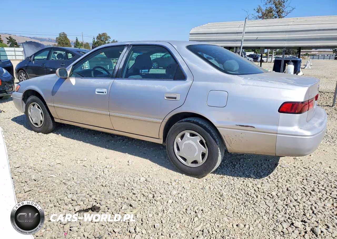 1999 Toyota Camry Ce VIN:4T1BG22K0XU444959 - 2