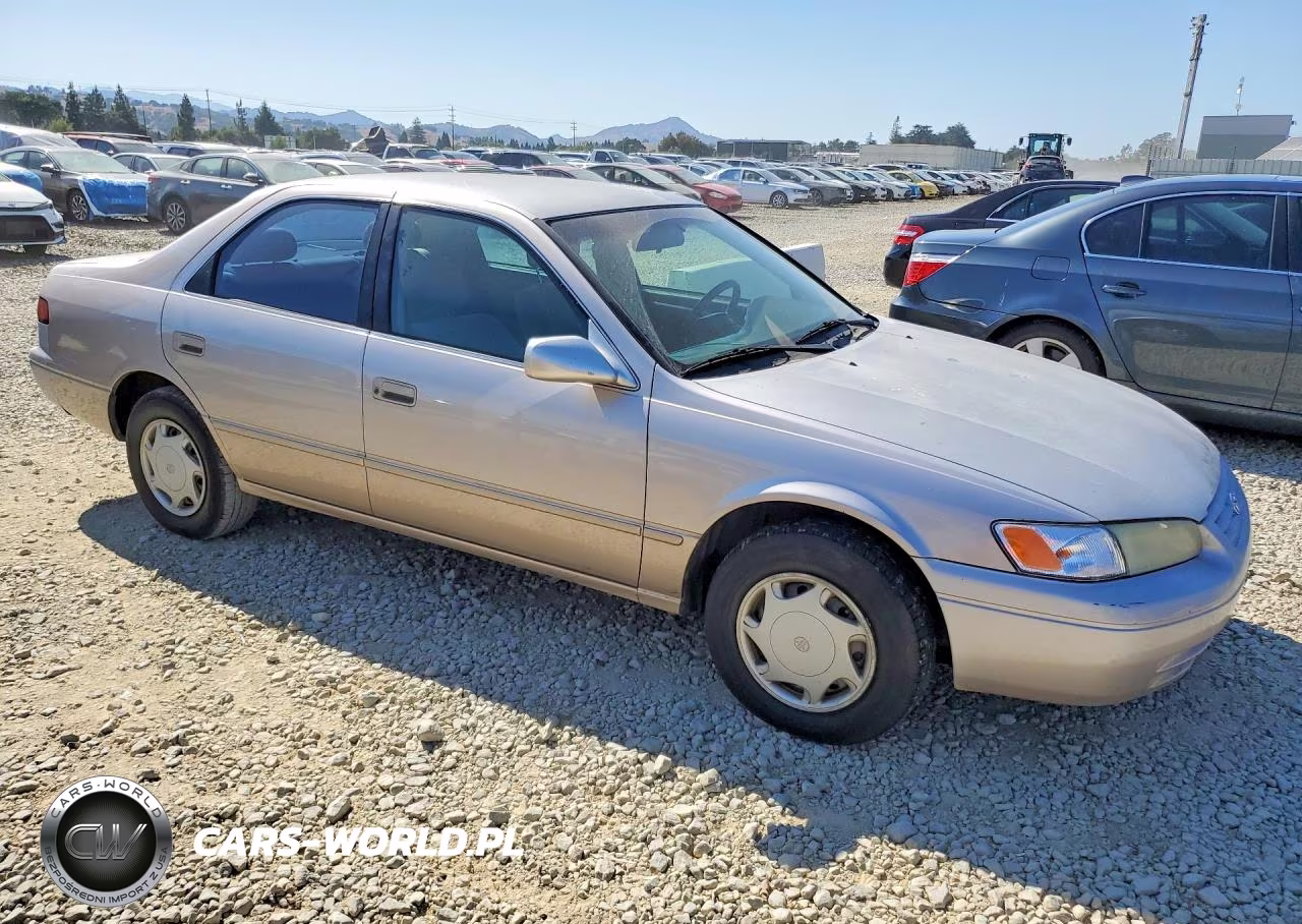 1999 Toyota Camry Ce VIN:4T1BG22K0XU444959 - 4