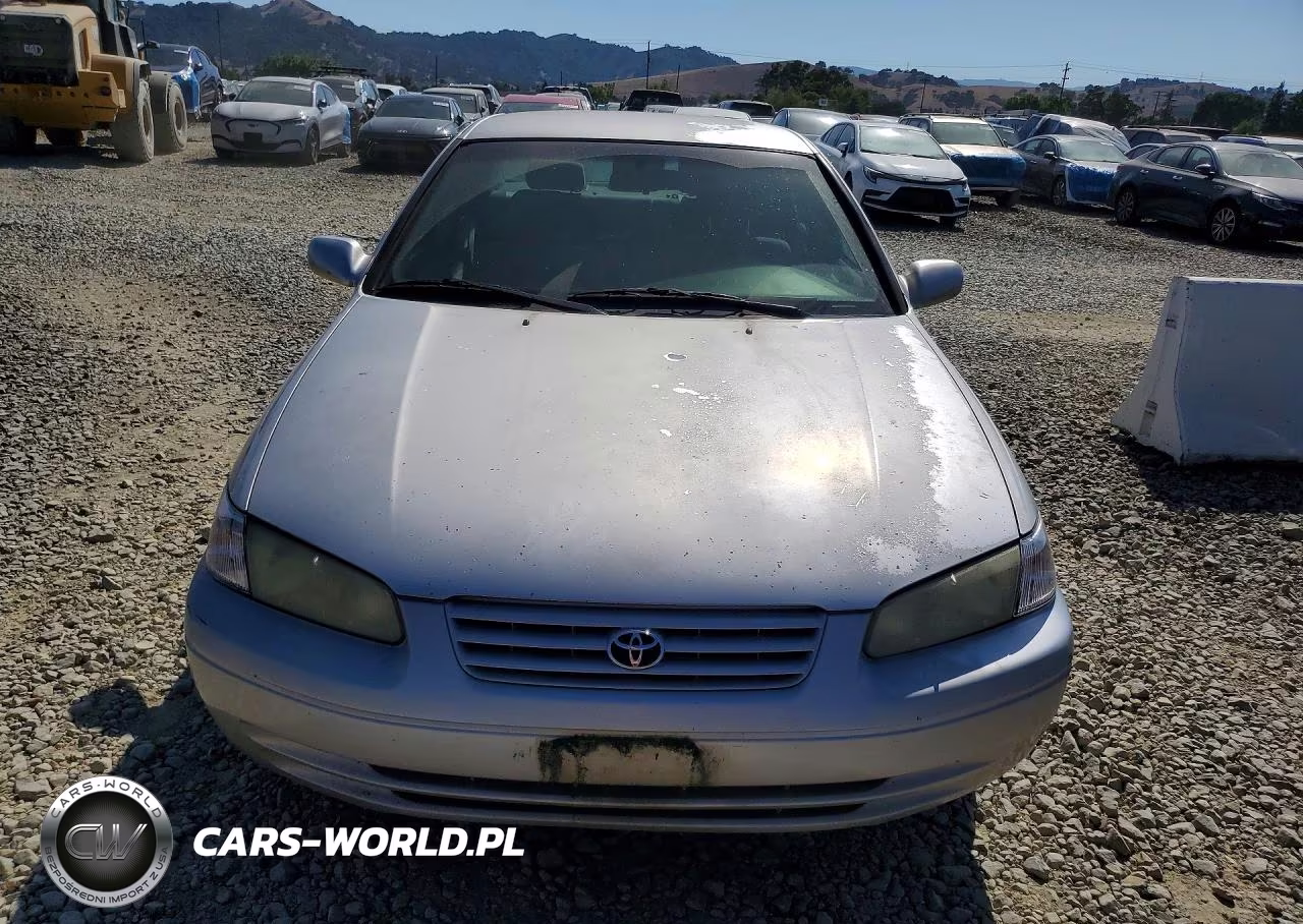 1999 Toyota Camry Ce VIN:4T1BG22K0XU444959 - 5