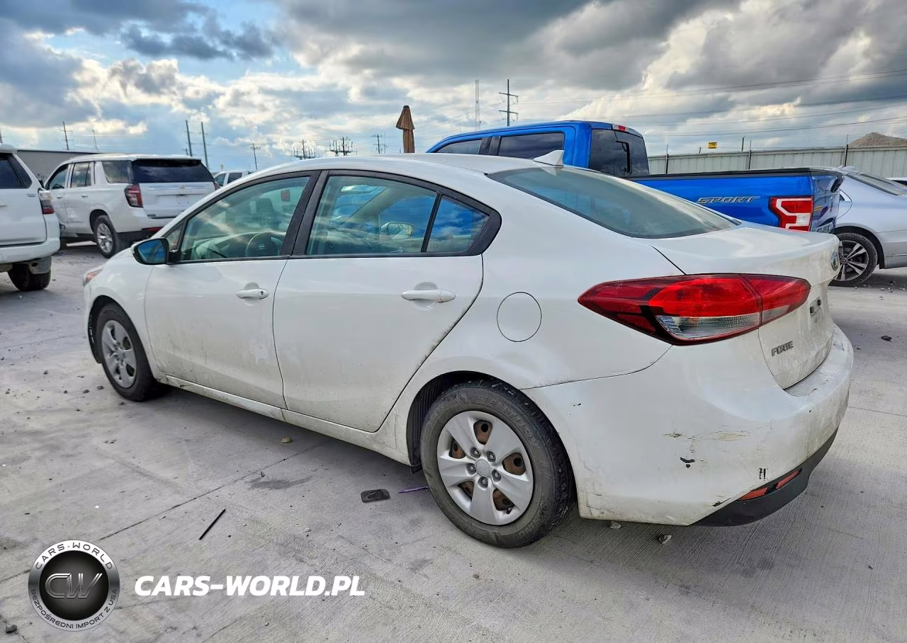 2018 Kia Forte Lx VIN:3KPFK4A76JE193223 - 2