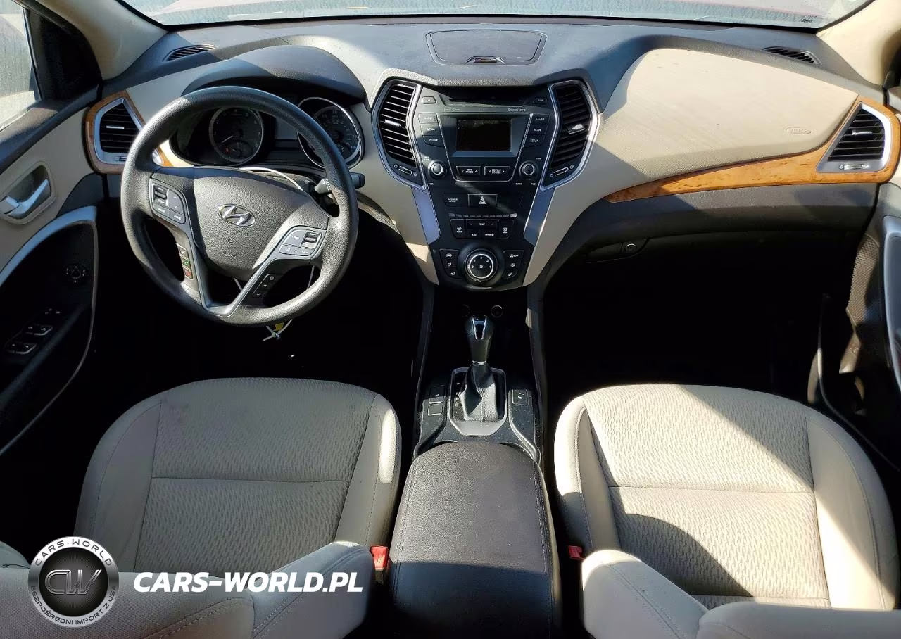2016 Hyundai Santa Fe VIN:KM8SM4HF0GU164716 - 8