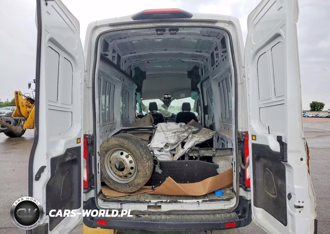 2022 Ford Transit 250 Delivery Van VIN:1FTBR2X84NKA64737 - 10