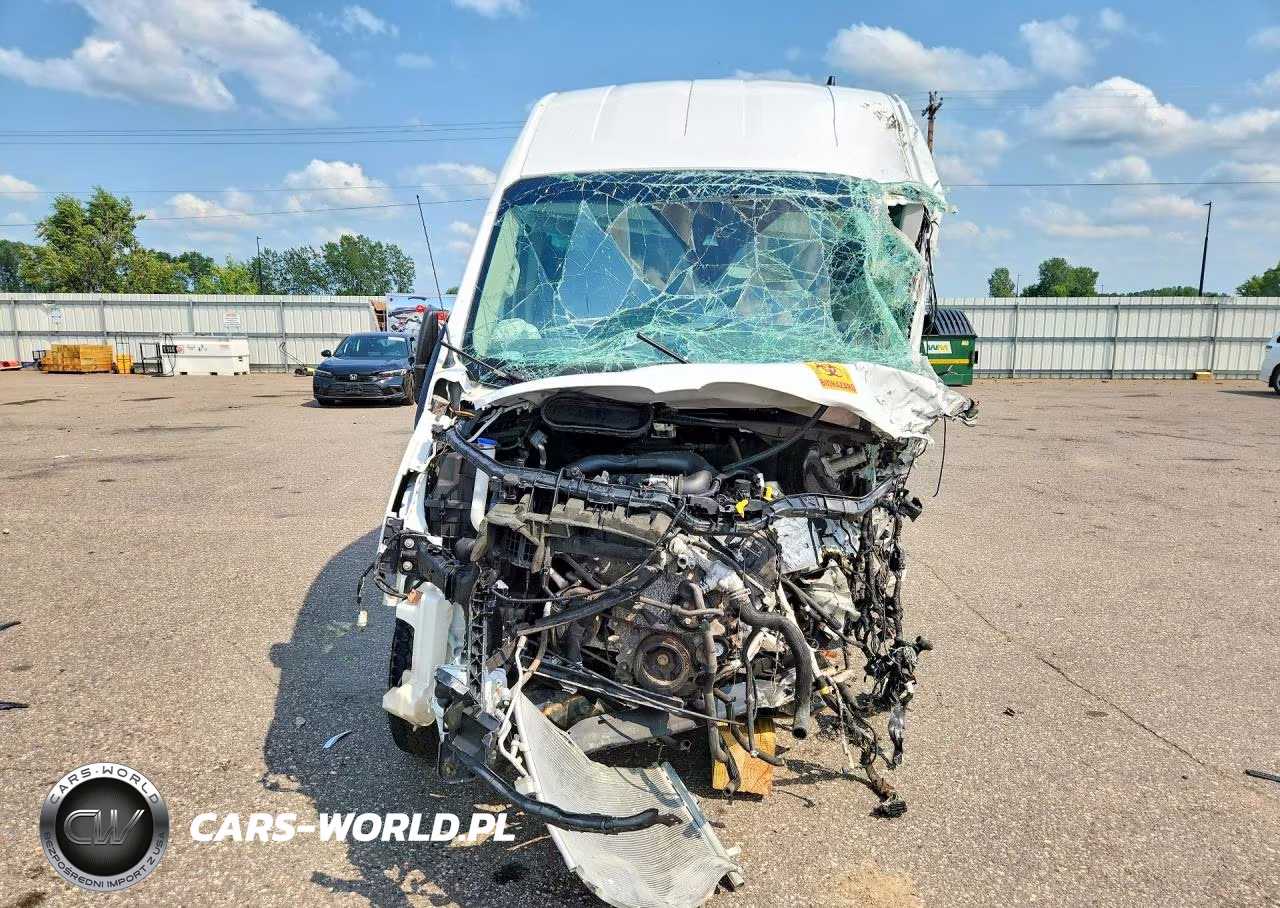 2022 Ford Transit 250 Delivery Van VIN:1FTBR2X84NKA64737 - 5