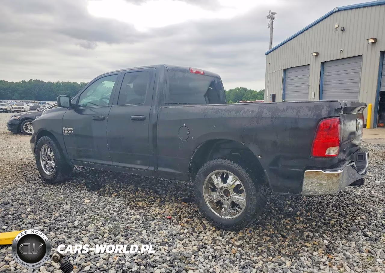 2019 Ram 1500 Classic Tradesman VIN:1C6RR6FG6KS674852 - 2