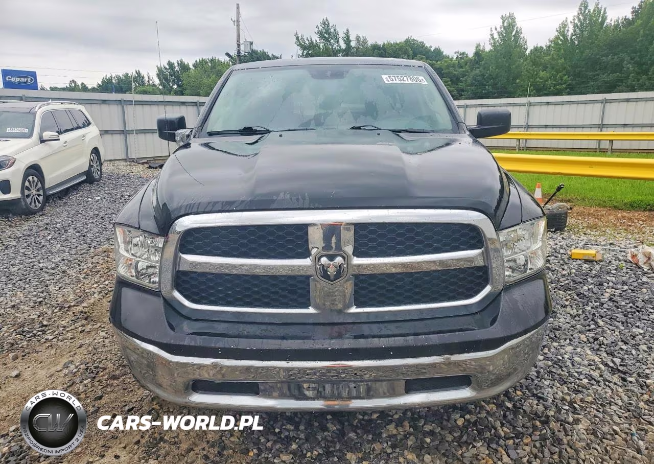 2019 Ram 1500 Classic Tradesman VIN:1C6RR6FG6KS674852 - 5