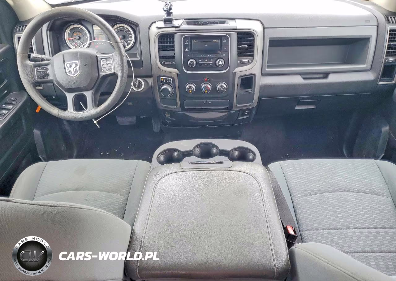 2019 Ram 1500 Classic Tradesman VIN:1C6RR6FG6KS674852 - 8