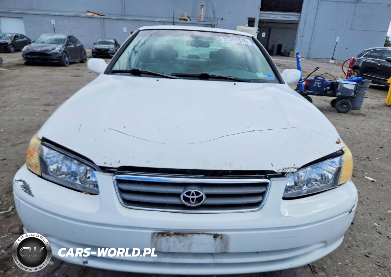 2001 Toyota Camry Le VIN:JT2BG28K010601635 - 5