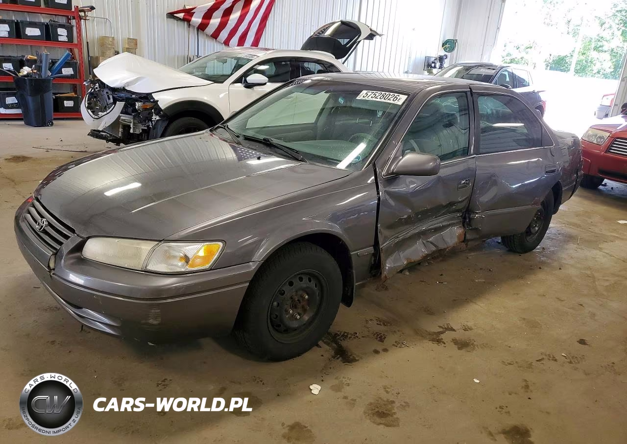 1999 Toyota Camry Ce