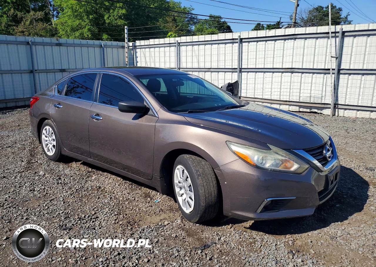 2016 Nissan Altima 2.5 S VIN:1N4AL3AP1GC132580 - 4
