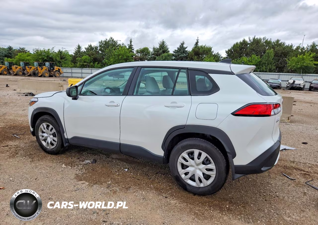 2025 Toyota Corolla Cross L VIN:7MUAAABG9SV121827 - 2