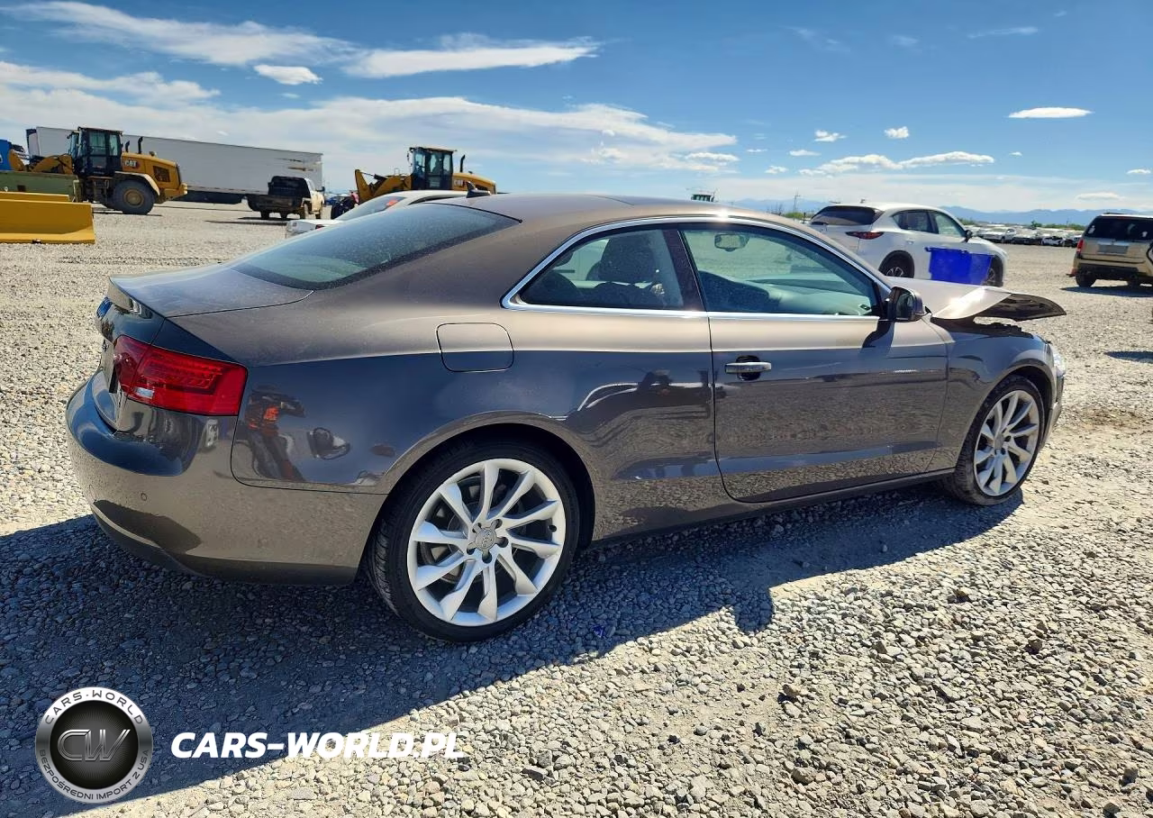 2014 Audi A5 Premium Plus VIN:WAULFAFR7EA021577 - 3