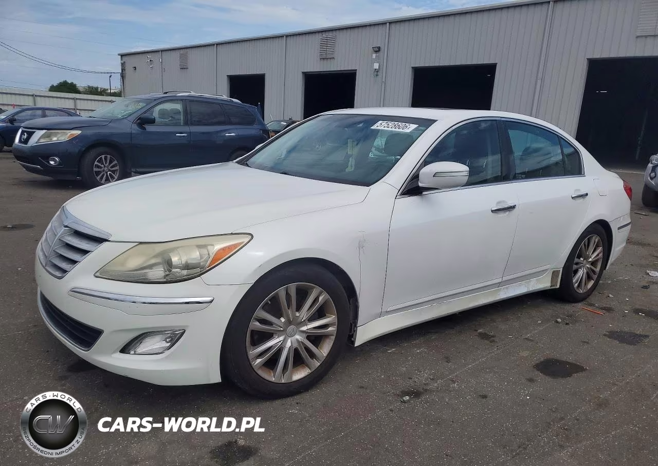 2013 Hyundai Genesis 3.8L – zdjęcie 1 z 12