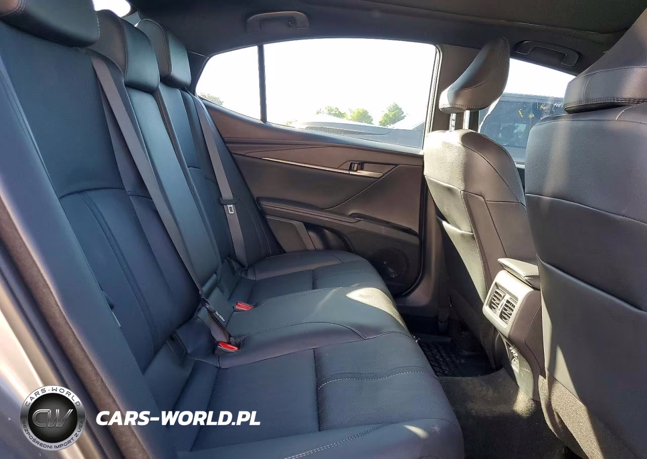 2026 Toyota Camry Xse VIN:4T1DAACK5TU294313 - 10