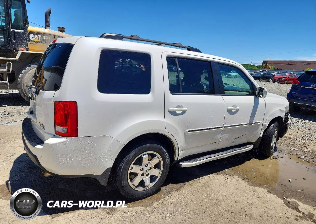 2011 Honda Pilot Touring VIN:5FNYF4H94BB036094 - 3