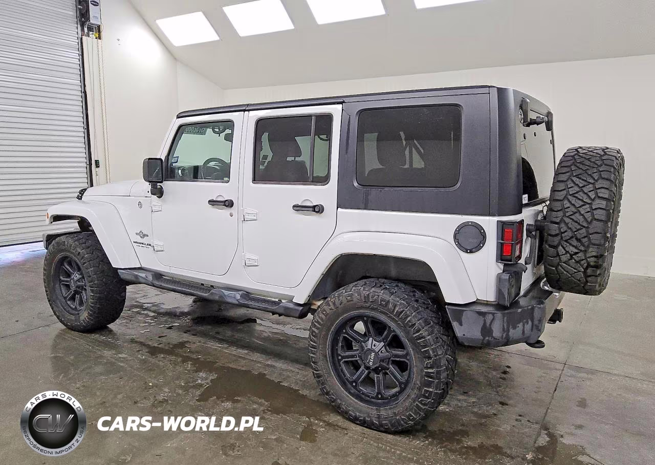 2013 Jeep Wrangler Unlimited Sport VIN:1C4BJWDG6DL613986 - 2
