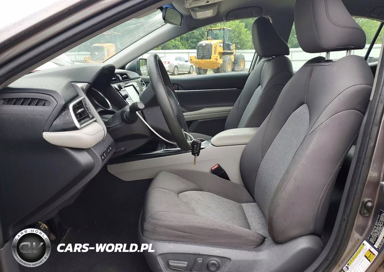 2018 Toyota Camry Le VIN:4T1B11HK0JU539547 - 7