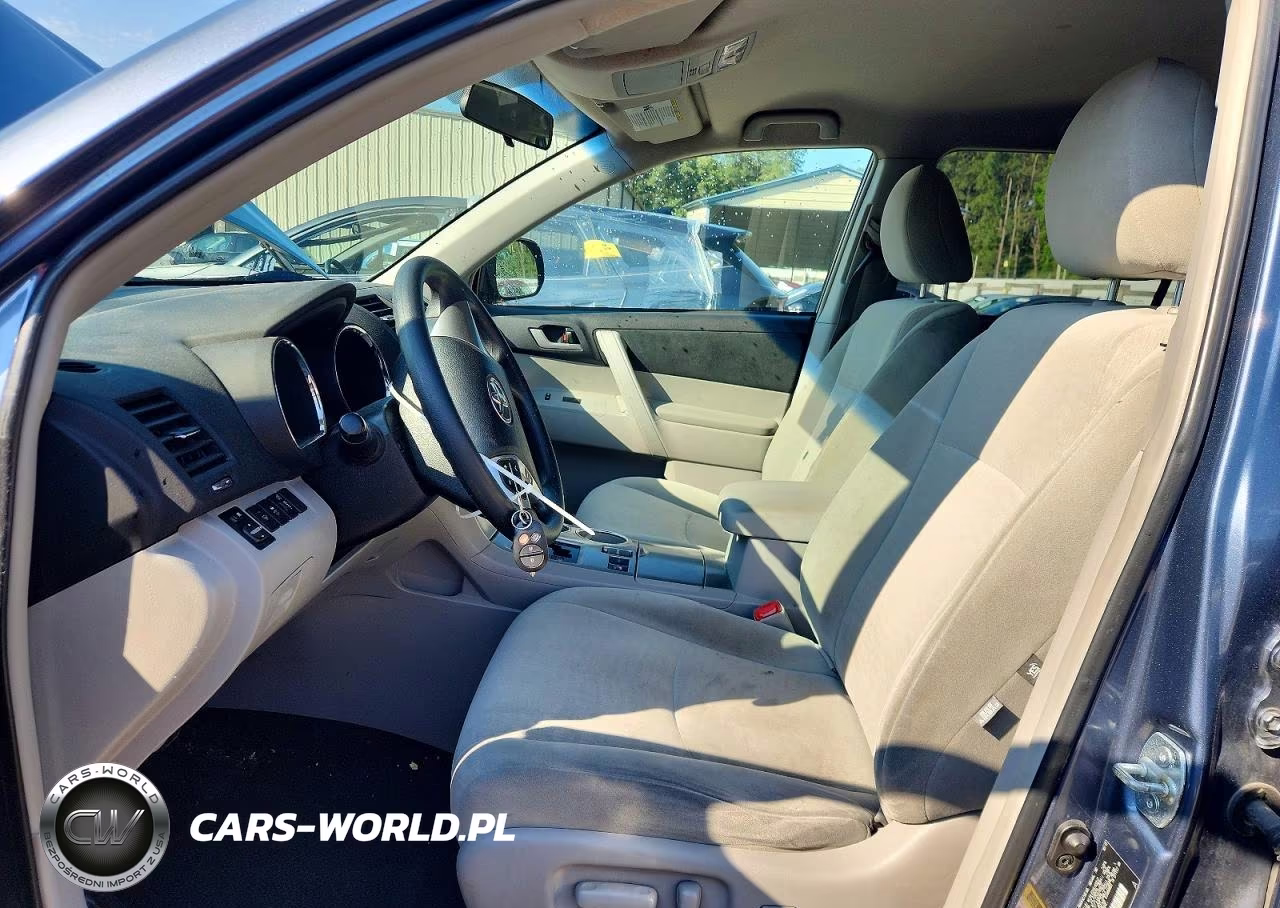 2013 Toyota Highlander Plus VIN:5TDBK3EH1DS184841 - 7