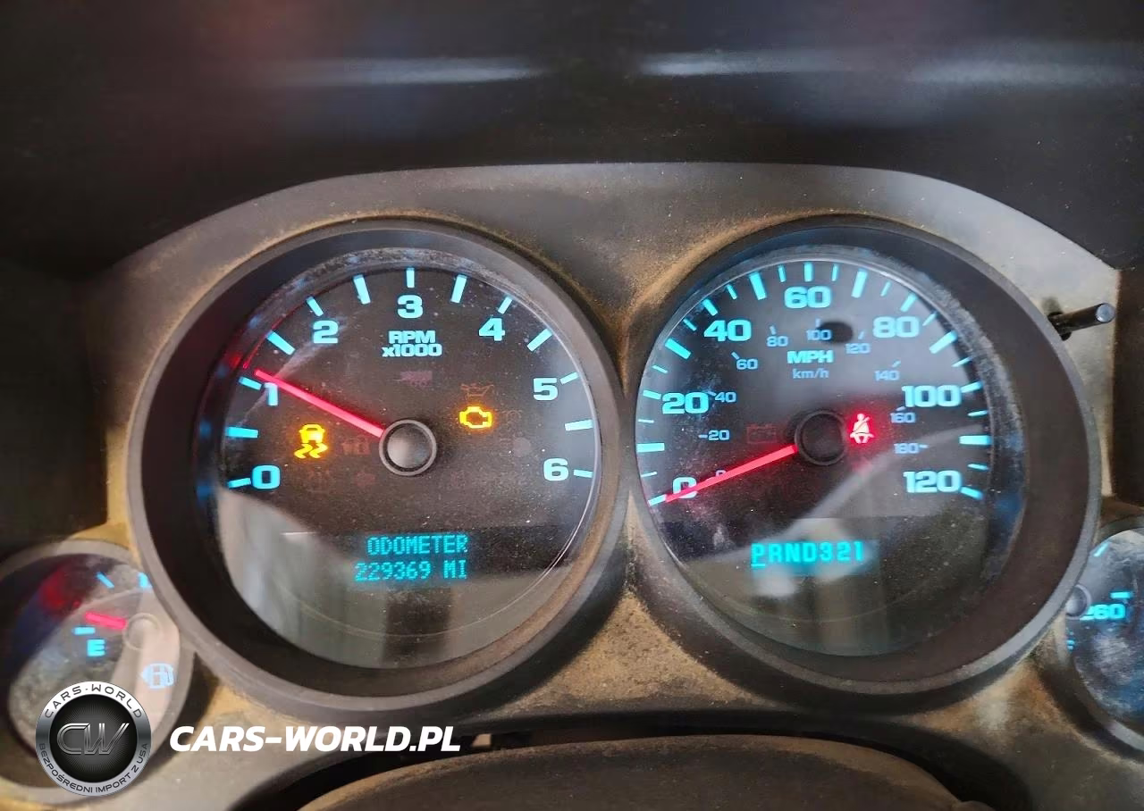 2012 Chevrolet Silverado C1500 VIN:1GCNCPEXXCZ266170 - 9