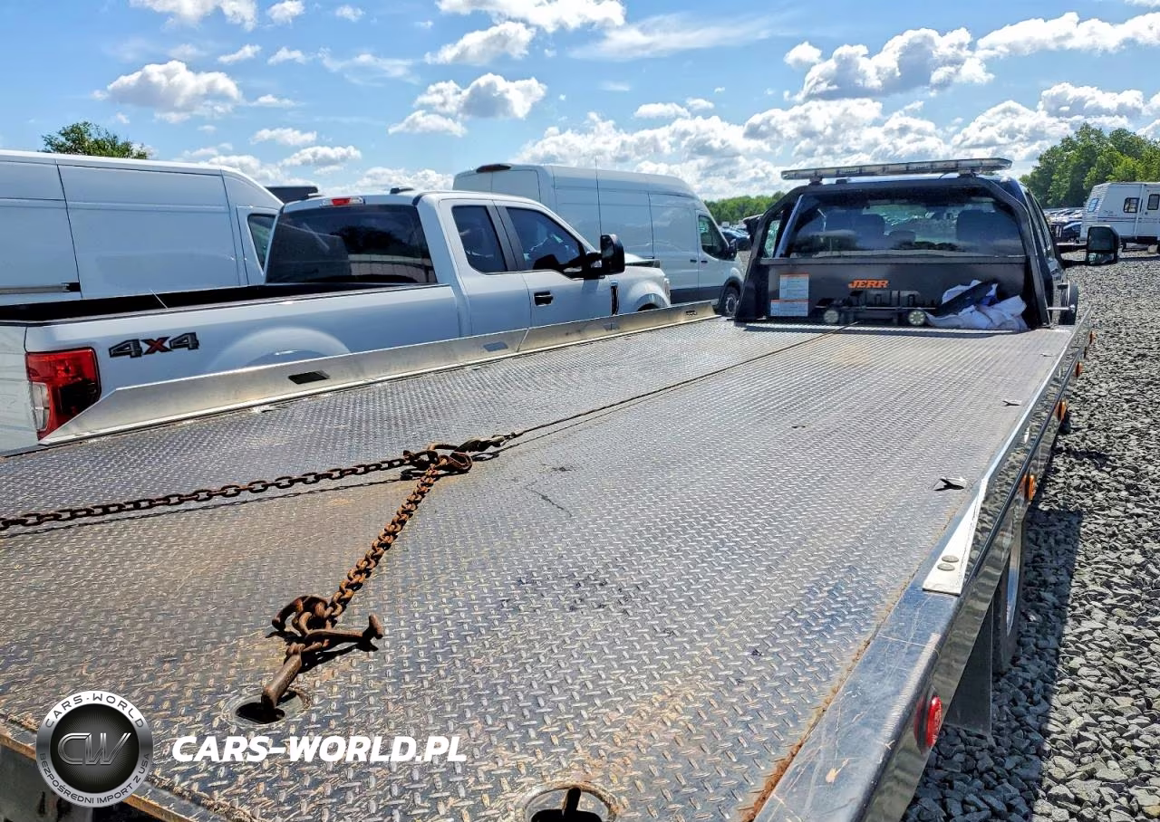 2022 Ford F550 Super Duty VIN:1FD0X5GT0NEC29812 - 10