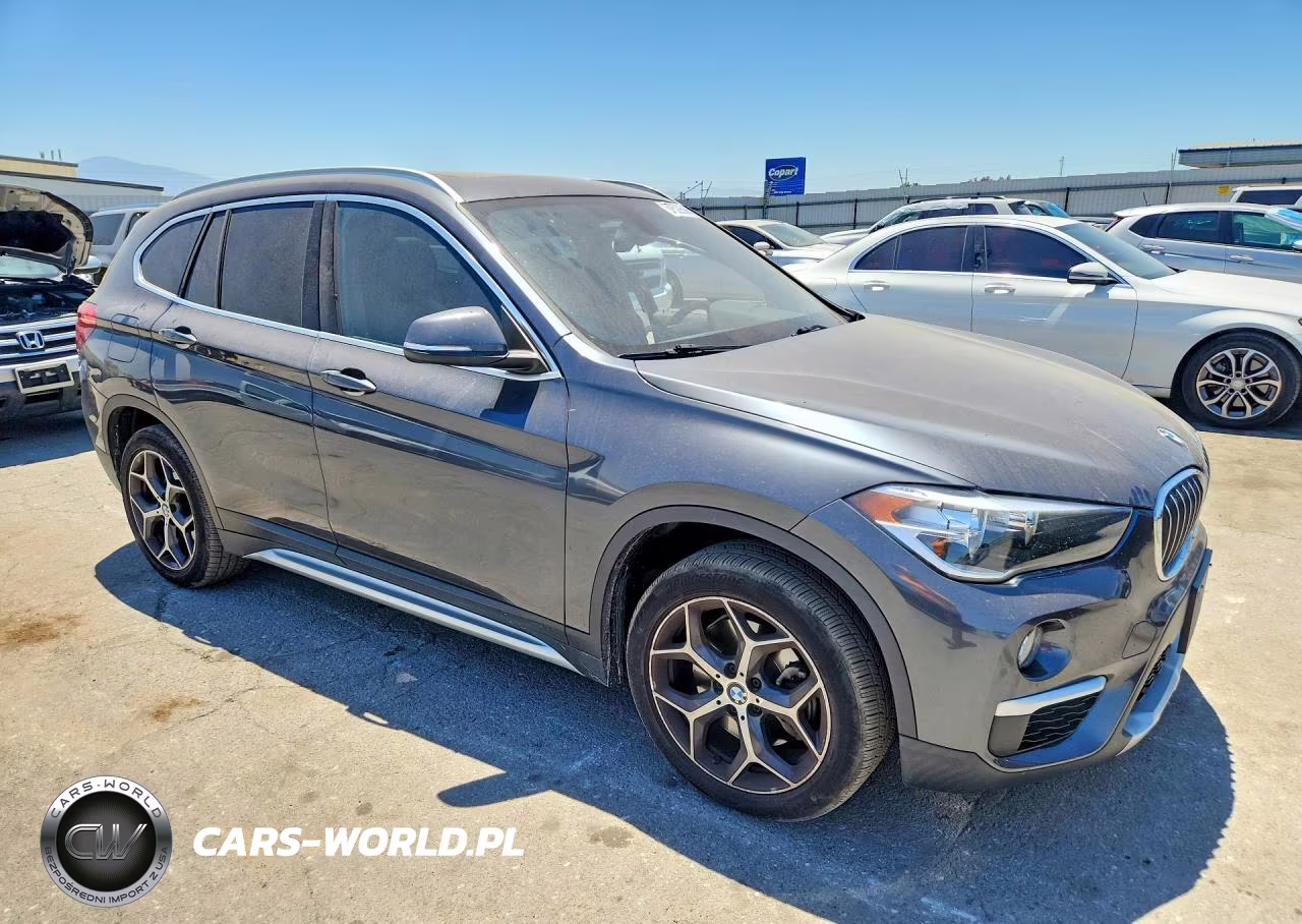 2018 BMW X1 Sdrive28I VIN:WBXHU7C39J3H43459 - 4