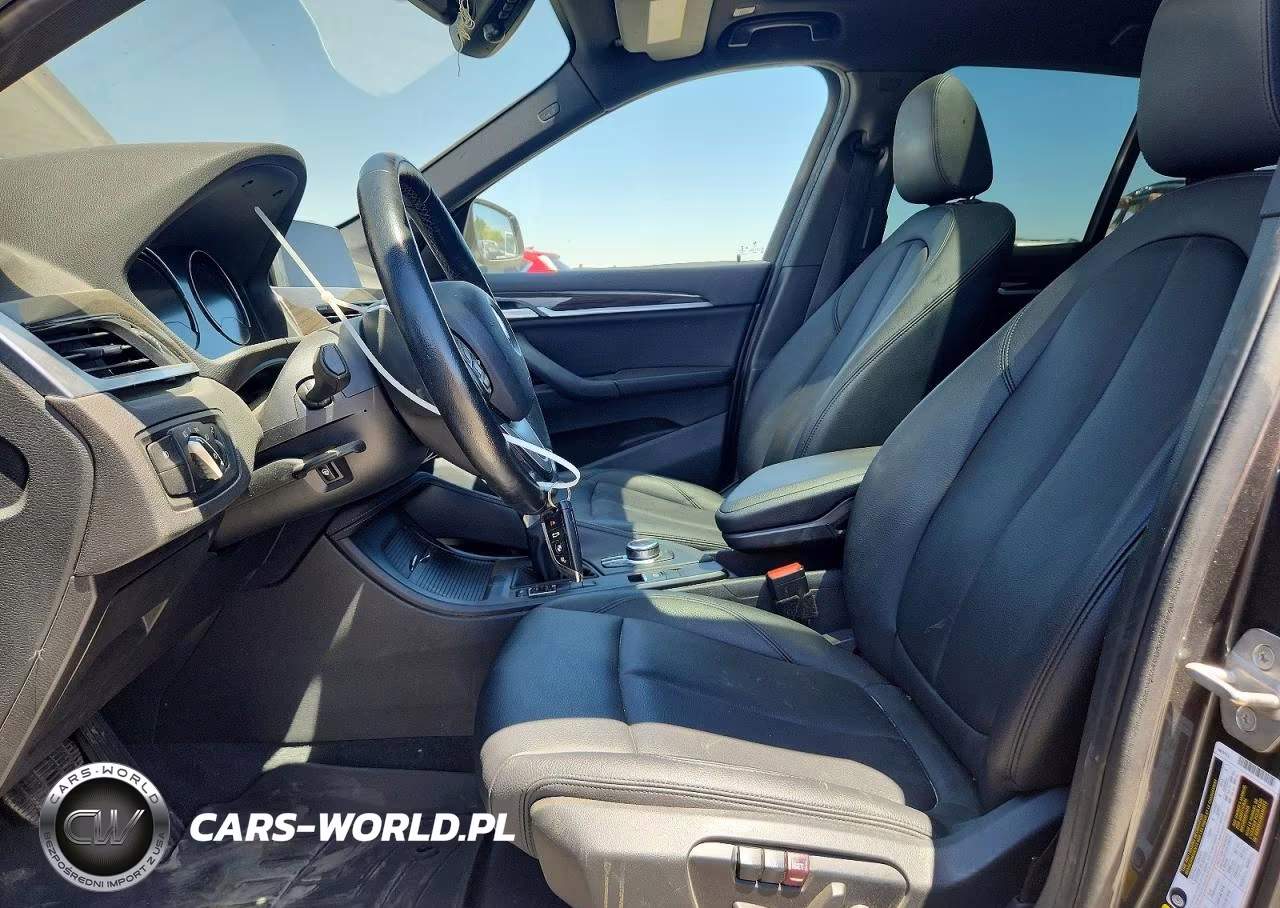2018 BMW X1 Sdrive28I VIN:WBXHU7C39J3H43459 - 7