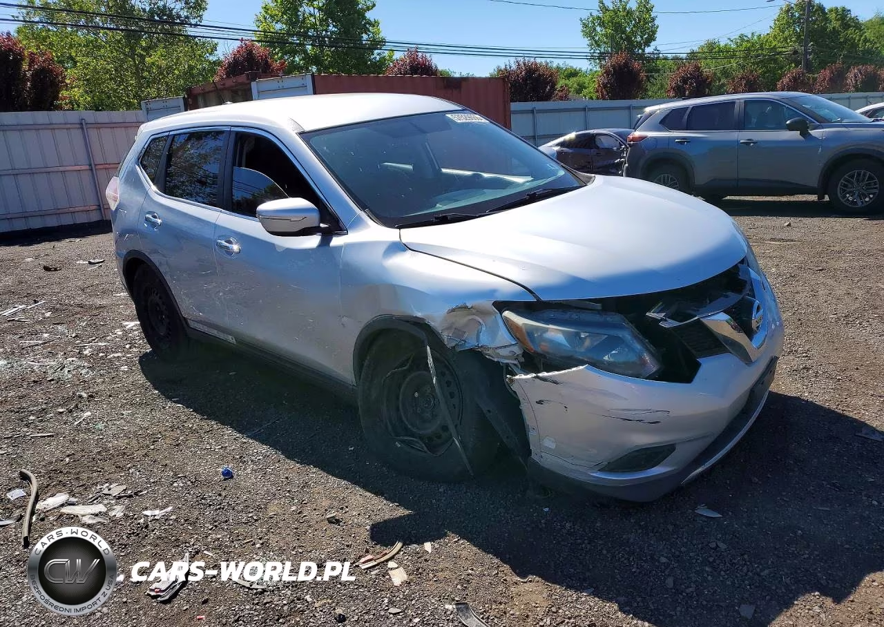 2015 Nissan Rogue S VIN:KNMAT2MVXFP536998 - 4