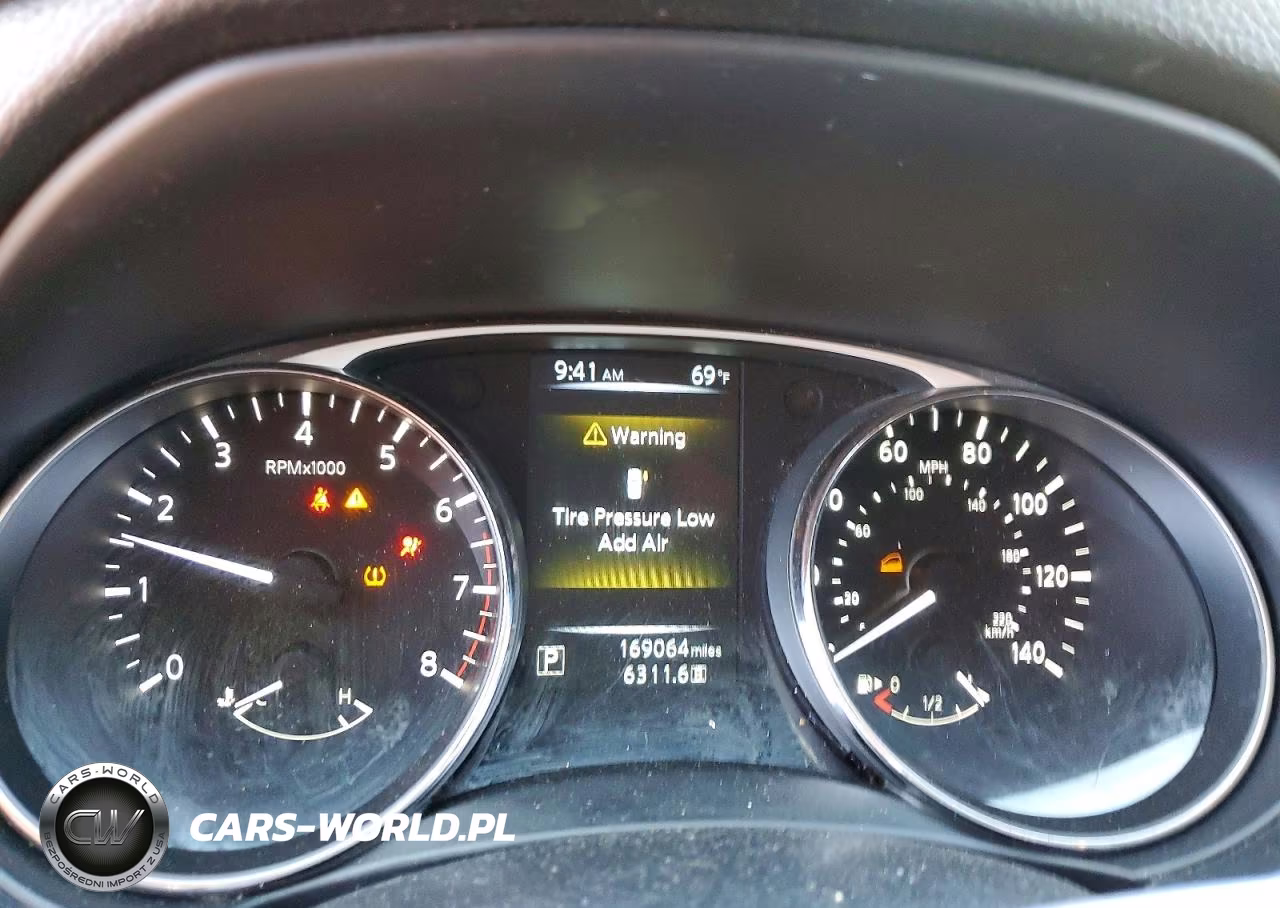 2015 Nissan Rogue S VIN:KNMAT2MVXFP536998 - 9