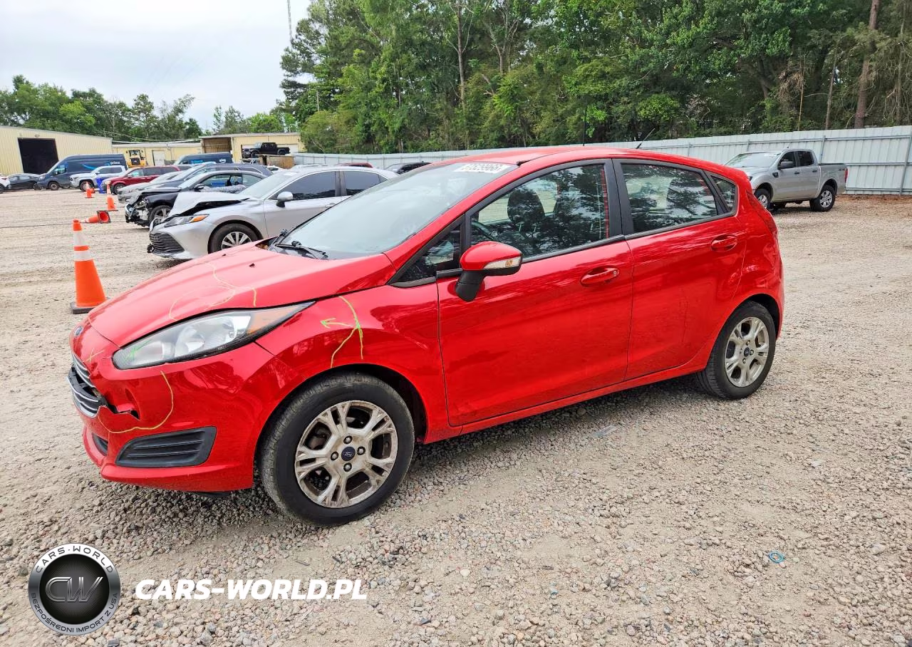 2015 Ford Fiesta Se – zdjęcie 1 z 12