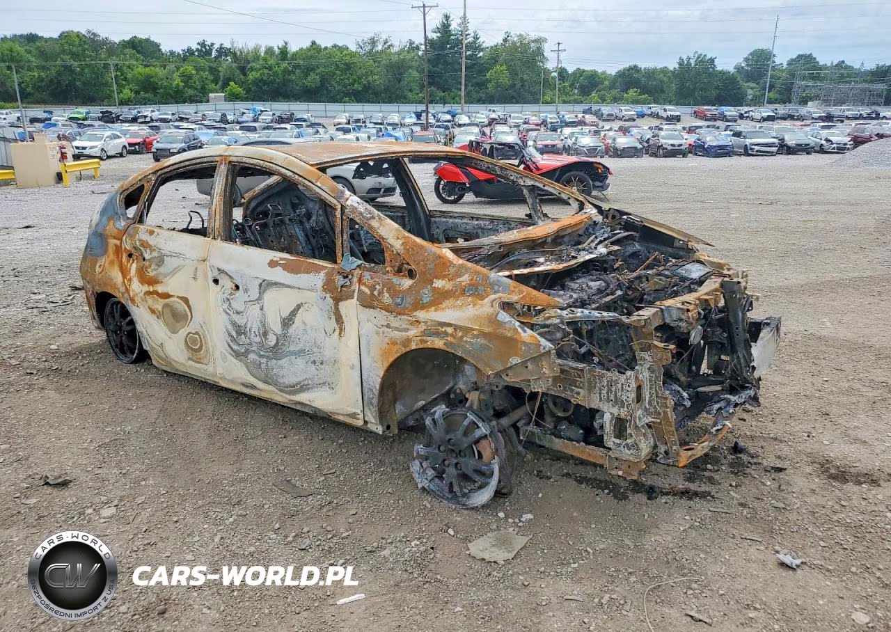 2014 Toyota Prius Two VIN:JTDKN3DU7E1825351 - 4