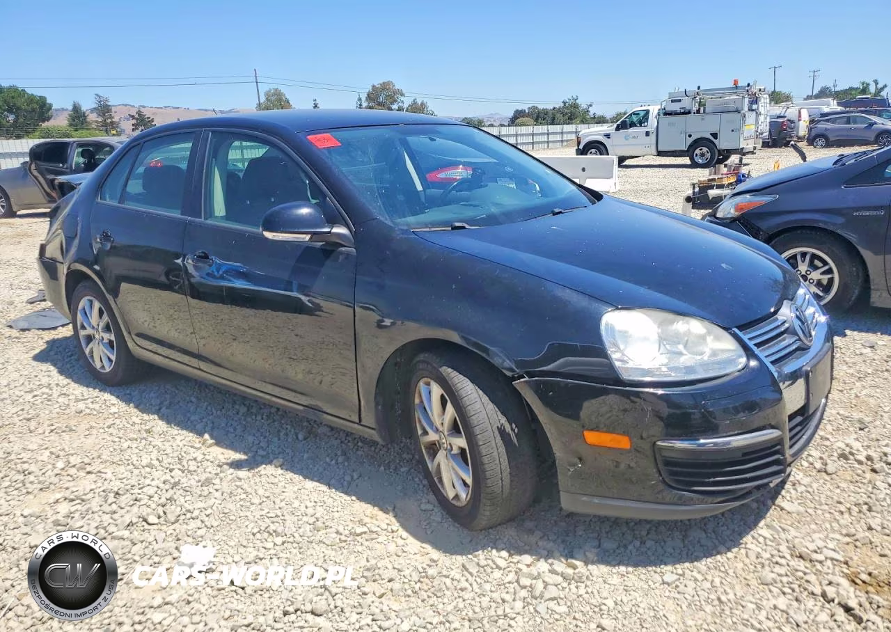 2010 Volkswagen Jetta Limited VIN:3VWAZ7AJ8AM105293 - 4