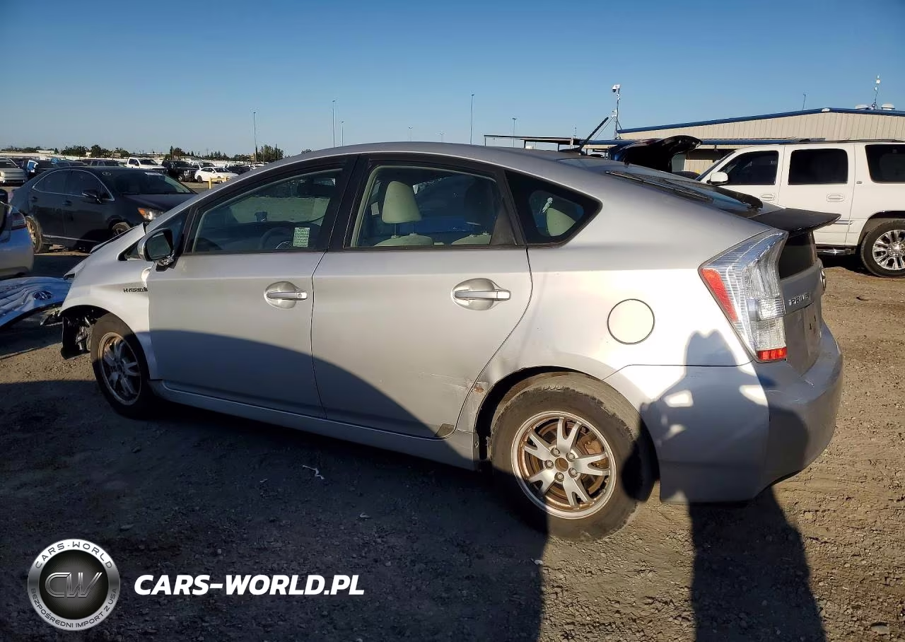 2011 Toyota Prius Two VIN:JTDKN3DU1B0250956 - 2