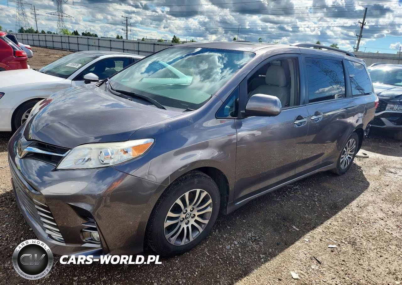 2019 Toyota Sienna Xle 8-Passenger