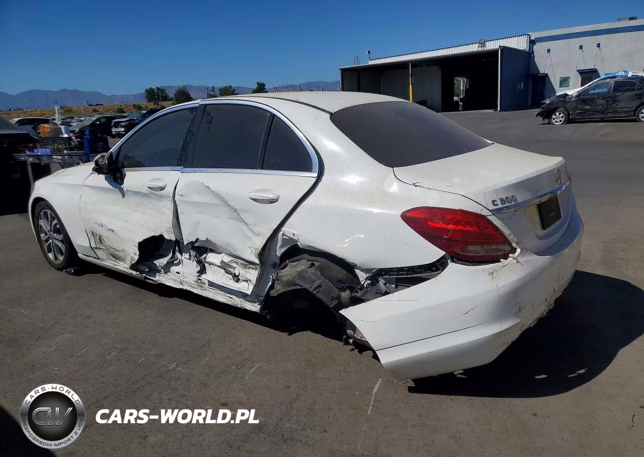 2017 Mercedes-Benz C 300 VIN:55SWF4JB1HU233607 - 2