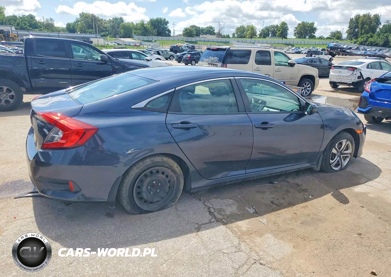 2018 Honda Civic Lx VIN:19XFC2F50JE000590 - 3